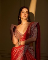 Rashi Khanna Latest Glam Pics